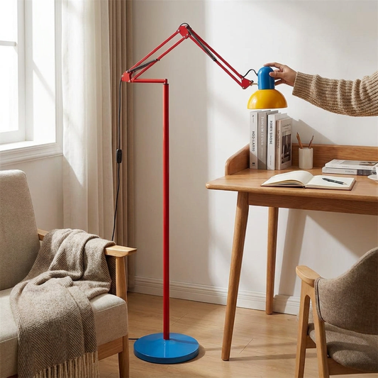 Lampadaire colorblock pour un éclairage focalisé