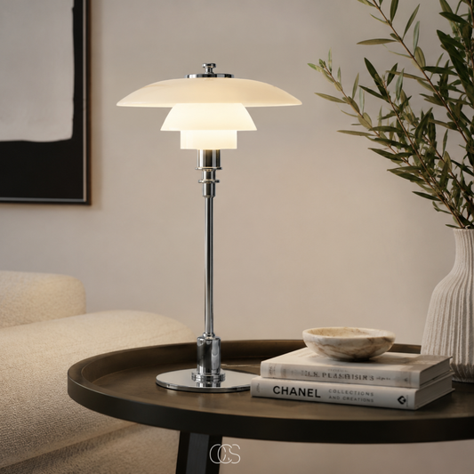 Lampe de table géométrique en fil métallique pour une ambiance cosy