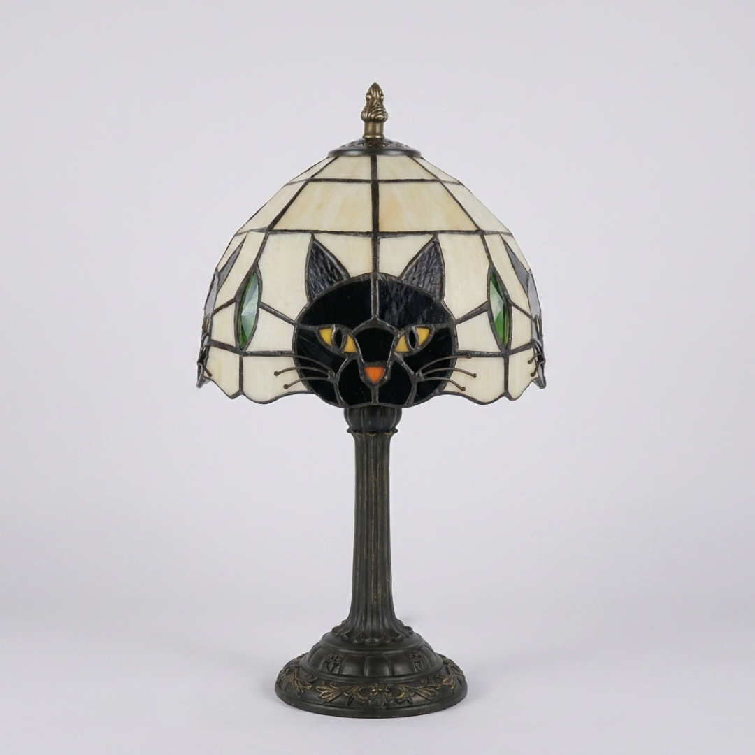 Buntglas-Katzenlampe für gemütliche Abende