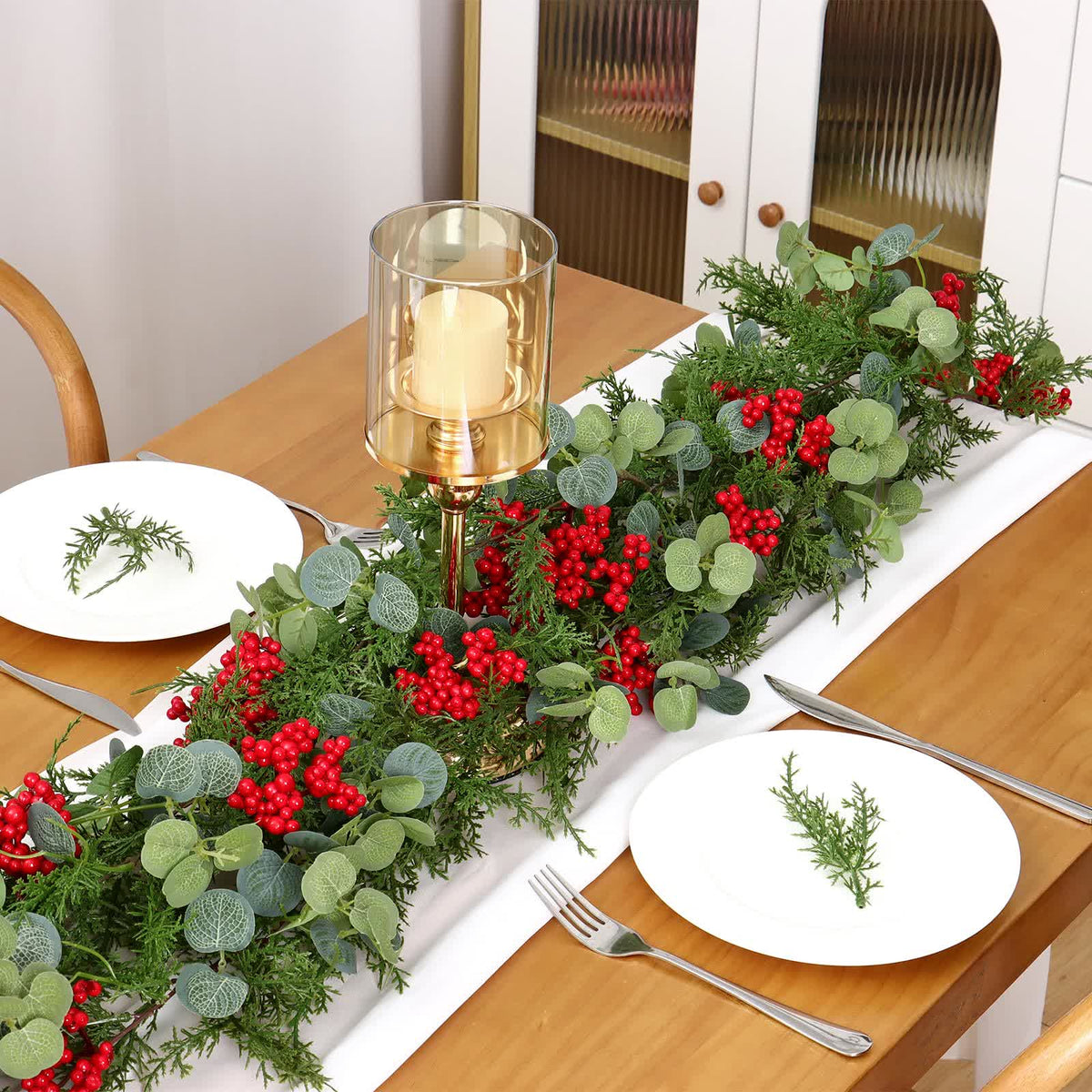 Kunstdennenkerstornament voor feestelijke charme