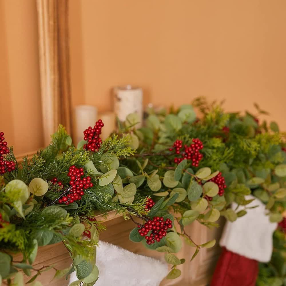 Kunstdennenkerstornament voor feestelijke charme