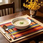 Set de table en lin rayé multicolore pour une table joyeuse