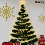 Kerstboom voor aan de muur voor feestelijke kleine ruimtes