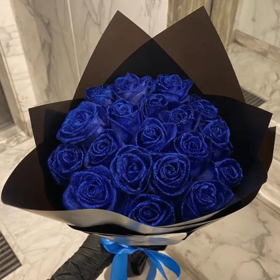 Rosa artificial brillante para belleza duradera