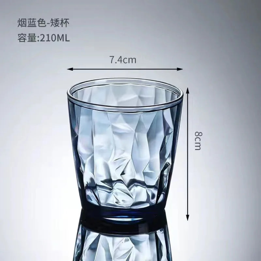 Vasos transparentes cristalinos para sorbos sin preocupaciones