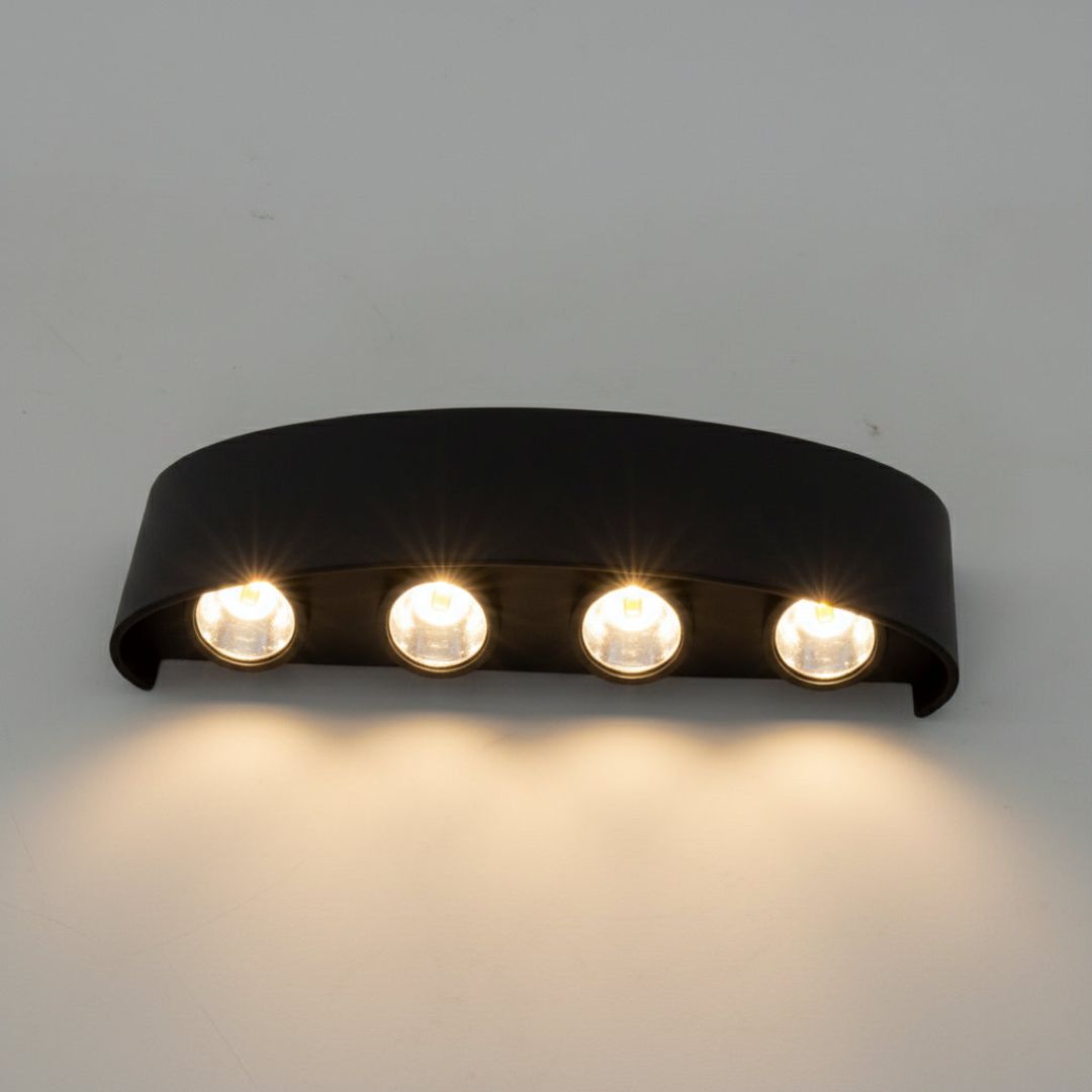 Lampă sculpturală de exterior pentru o lumină primitoare