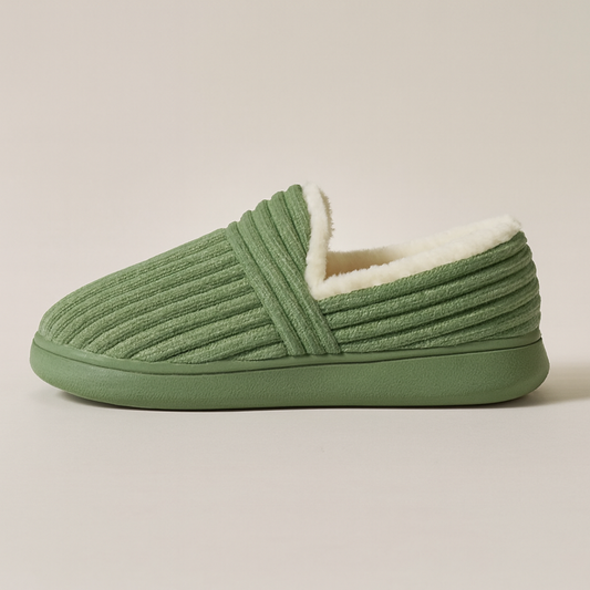 Pantuflas forradas de vellón para pasos cálidos y seguros