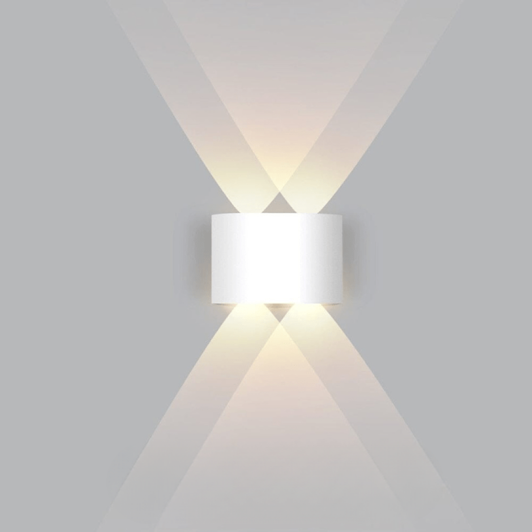 Lampă sculpturală de exterior pentru o lumină primitoare