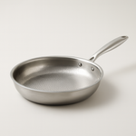 Hammered Skillet for Convenient Home Cooking