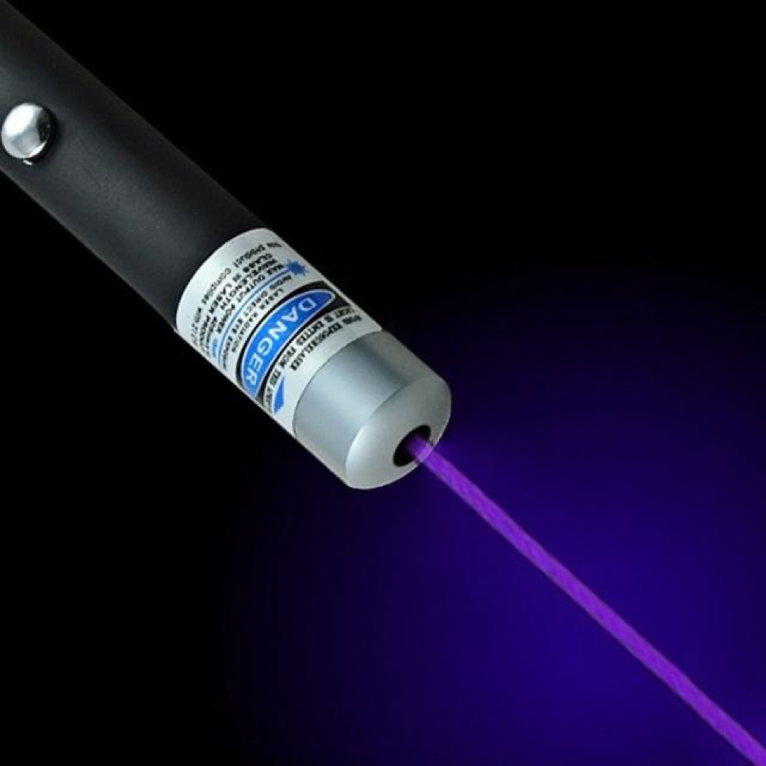 Indicator laser tricolor pentru indicare clară