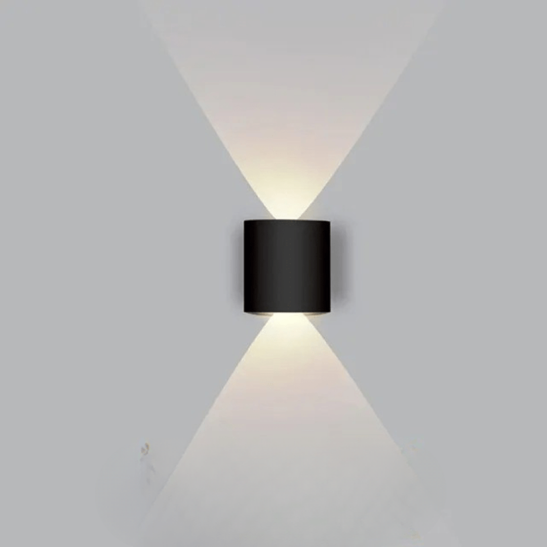 Lampă sculpturală de exterior pentru o lumină primitoare