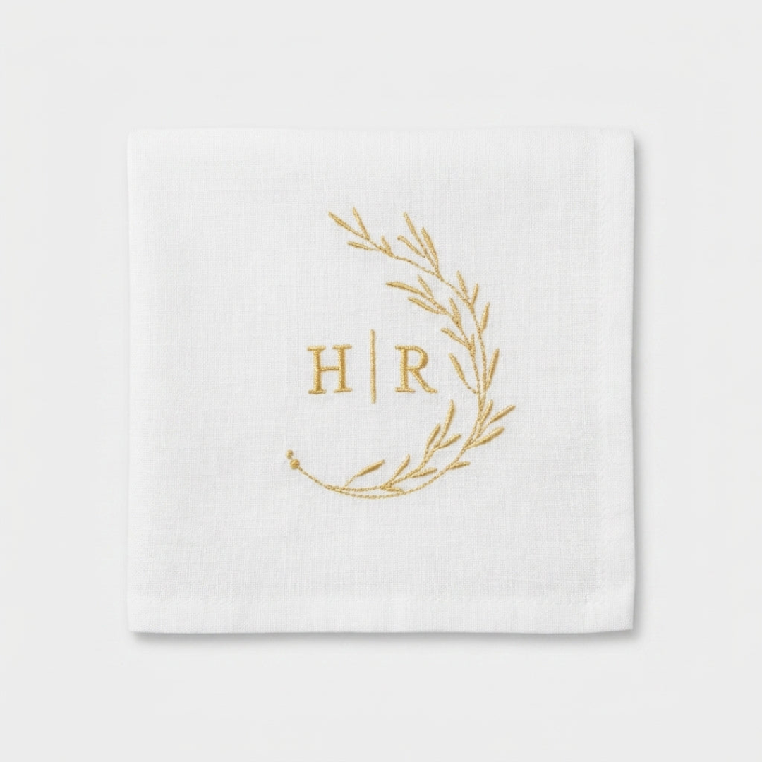 Monogrammierte Leinenservietten für elegantes Essen