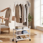 Porte-vêtements roulant pour un accès facile aux tenues