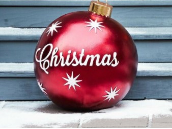 Aufblasbarer Weihnachtsschmuck für festliche Stimmung im Freien